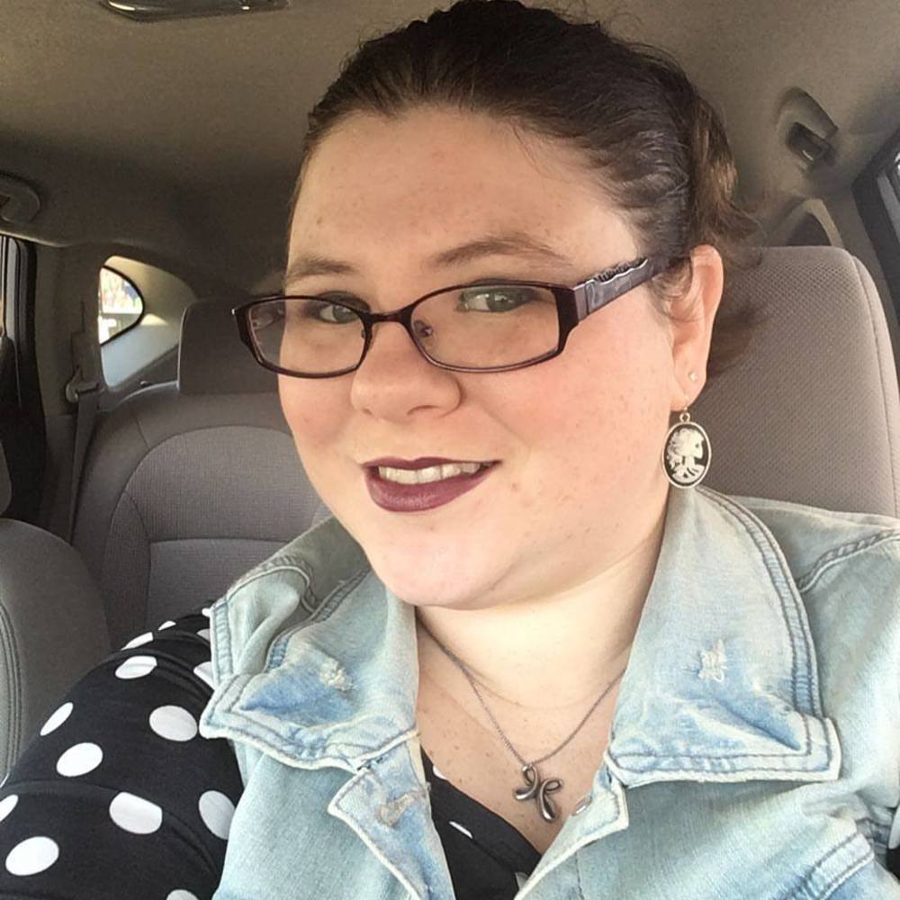 Meet your Posher, Lillian